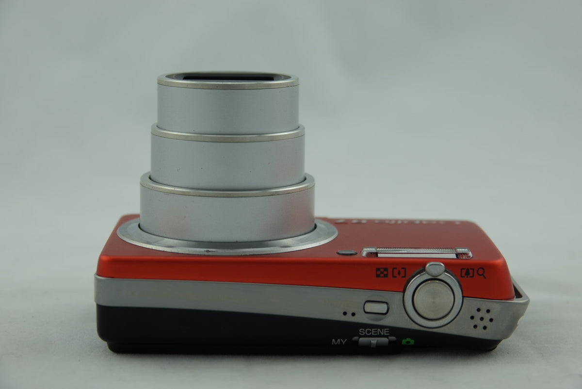 Ricoh Caplio R7 Digital Camera CCD – Tested Working