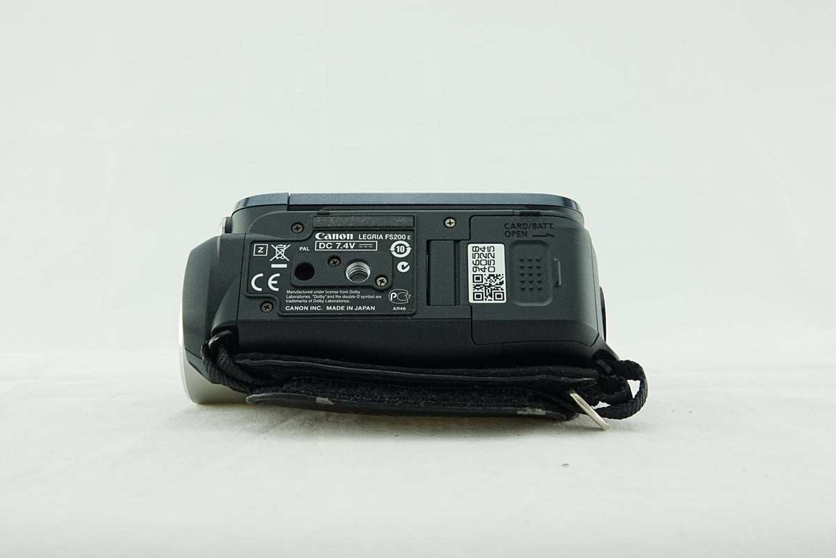 Canon LEGRIA FS200 Digital Camcorder – 41x Zoom