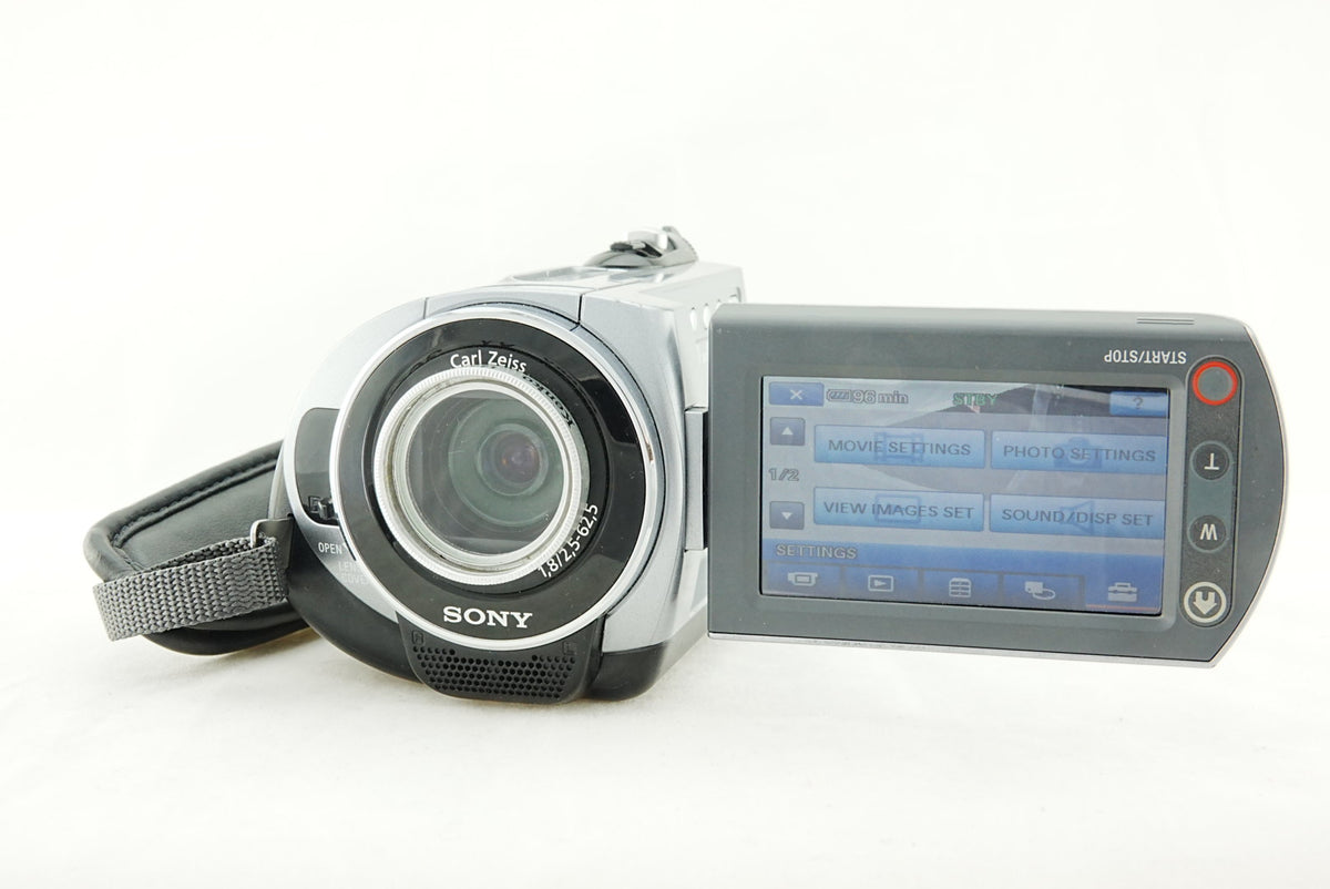 Sony Handycam DCR-SR62 HDD Camcorder 25x Zoom 2.7in Wide LCD Silver