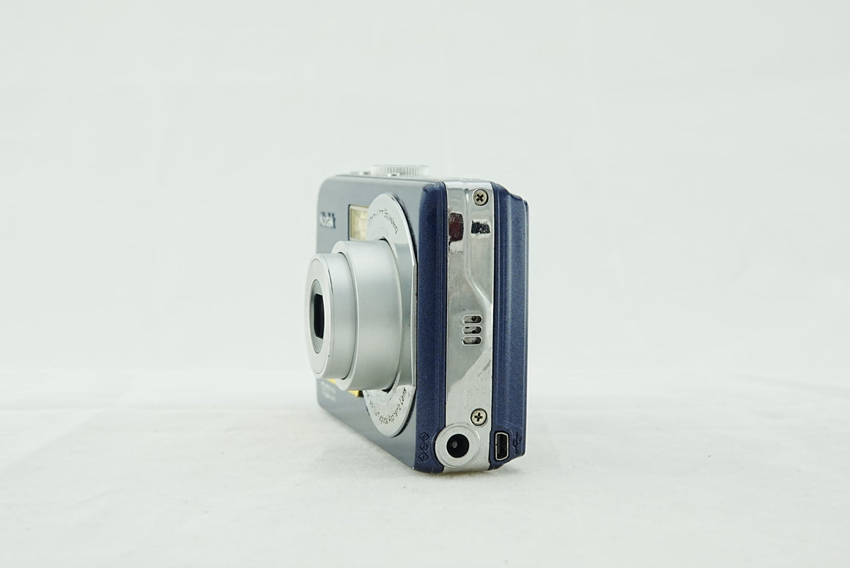 Kodak EasyShare M753 7.0MP Digital Camera CCD Blue