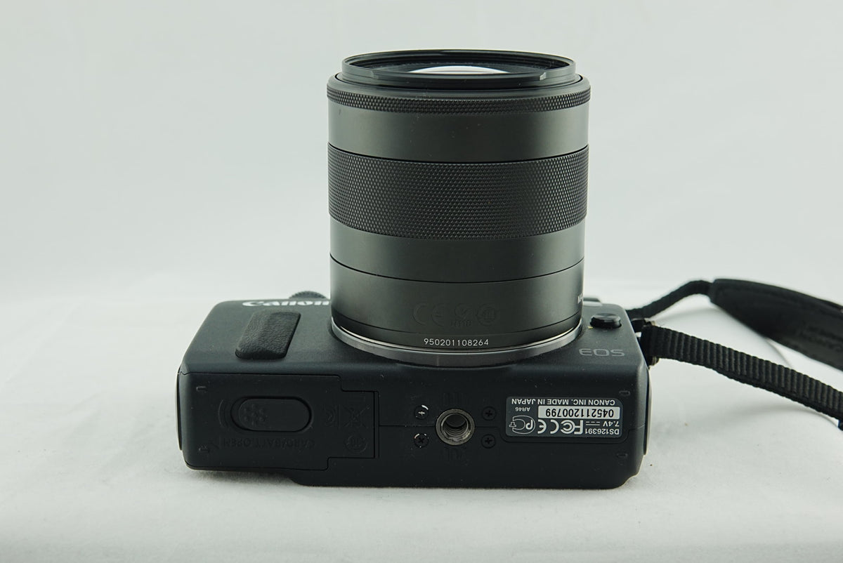 Canon EOS M Mirrorless Camera + 18-55mm IS STM Lens Full Set