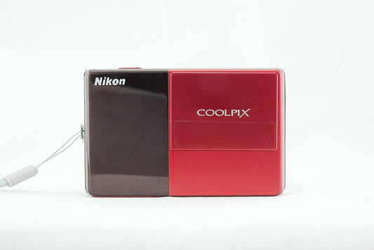 Nikon Coolpix S70 Red | Complete Kit | Touch Screen | Tested