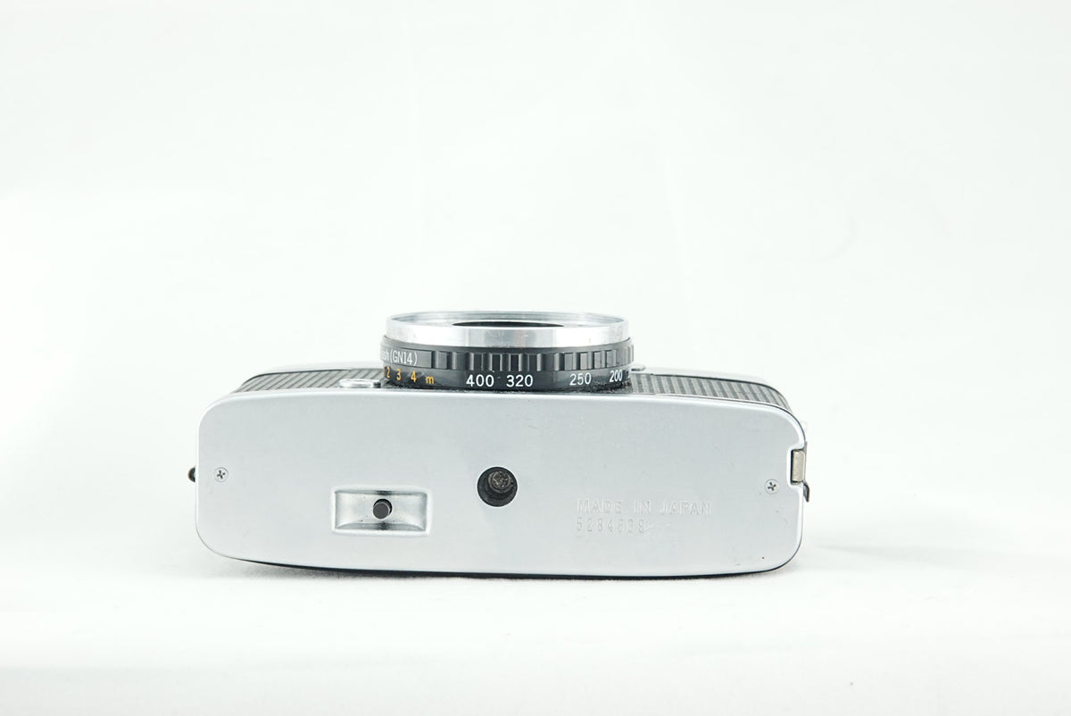 Olympus PEN EE-3 Half Frame 35mm Film Camera