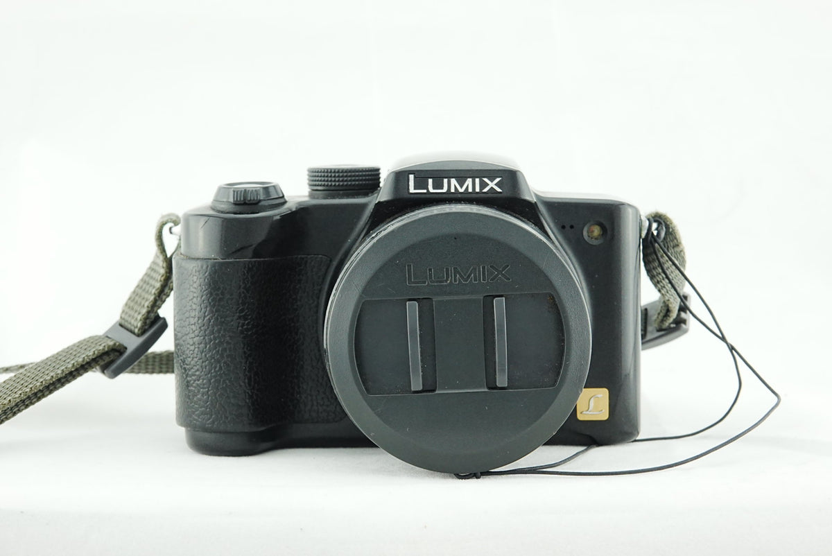 Panasonic Lumix DMC-FZ5 Digital Camera – 12x Optical Zoom