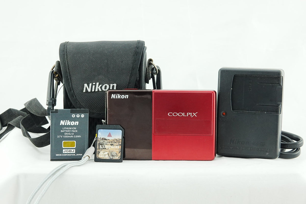 Nikon Coolpix S70 Red | Complete Kit | Touch Screen | Tested